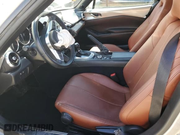 ✅ 2023 Mazda MX-5 Miata Grand Touring • VIN: JM1NDAM78P0555828 • Лот: 72094515. Опубликован ранее на Copart с пробегом Не указан. Бесплатный доступ к архиву аукционных продаж из США и подробный отчёт об истории автомобиля на DreamBid. Изображение 7.