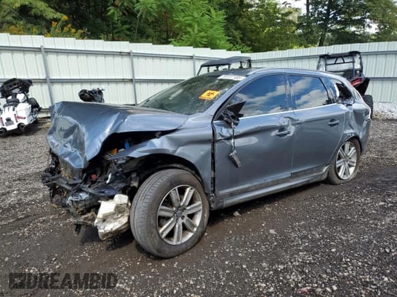 ✅ 2016 Volvo XC60 T6 Drive-E • VIN: YV449MRK8G2904676 • Lot: 70727105. Wystawiony na Copart z przebiegiem Nie podano. Bezpłatny archiwum sprzedaży aukcyjnych z USA i szczegółowy raport historii pojazdu na DreamBid. Zdjęcie 1.