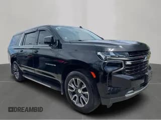 ✅ 2022 Chevrolet Suburban LT • VIN: 1GNSKCKD8NR102970 • Lot: 71566975. Wystawiony na Copart z przebiegiem 195 782 mil. Bezpłatny archiwum sprzedaży aukcyjnych z USA i szczegółowy raport historii pojazdu na DreamBid. Zdjęcie 1.