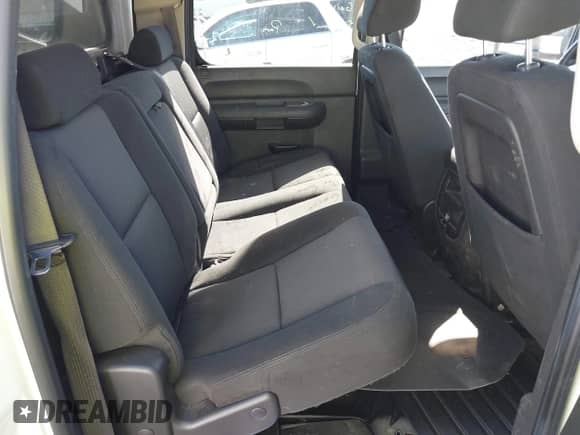 2011 Chevrolet Silverado 2500HD LT с VIN 1GC1KXCGXBF111106, выставлен на аукционе IAAI как лот 43406356 с пробегом 175 024 миль миль и . История ставок и продаж доступна на DreamBid. Изображение 8.