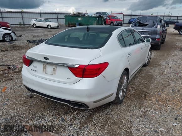 ✅ 2015 Kia K900 Luxury • VIN: KNALW4D48F6018930 • Lot: 42176528. Listed on IAAI with 54,733 mi. Free auction sales archive from the USA and detailed vehicle history report at DreamBid. Image 4.