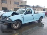 ✅ 2002 Ford F-150 XL • VIN: 1FTRF17W52KA32102 • Lot: 43752125. Wystawiony na IAAI z przebiegiem 303 926 mil. Bezpłatny archiwum sprzedaży aukcyjnych z USA i szczegółowy raport historii pojazdu na DreamBid. Zdjęcie 2.