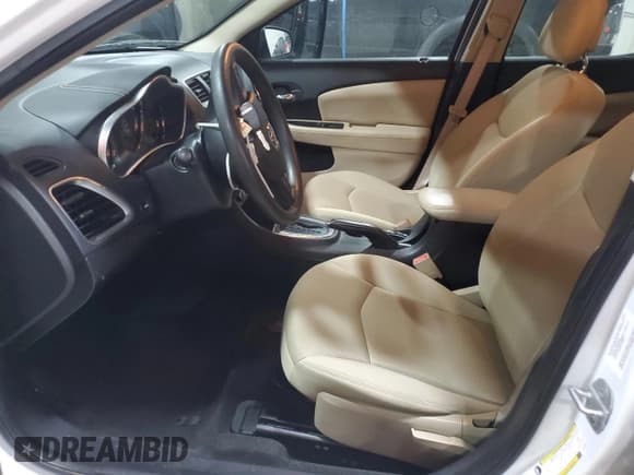 ✅ 2012 Dodge Avenger SE • VIN: 1C3CDZAB2CN270672 • Lot: 46698655. Listed on Copart with 102,001 mi. Free auction sales archive from the USA and detailed vehicle history report at DreamBid. Image 7.