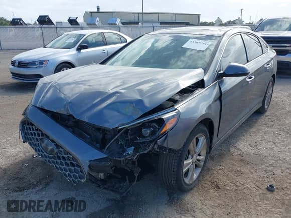 ✅ 2018 Hyundai Sonata SEL • VIN: 5NPE34AF0JH720149 • Lot: 43367211. Wystawiony na IAAI z przebiegiem 96 511 mil. Bezpłatny archiwum sprzedaży aukcyjnych z USA i szczegółowy raport historii pojazdu na DreamBid. Zdjęcie 6.