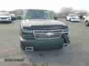 2005 Chevrolet Silverado 1500 Work Truck с VIN 1GCEC14X45Z290157, выставлен на аукционе Copart как лот 49680725 с пробегом 154 298 миль миль и Списание • Salvage title. История ставок и продаж доступна на DreamBid. Изображение 10.