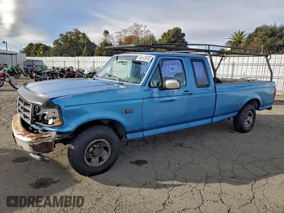 ✅ 1992 Ford F-150 S • VIN: 1FTEX15Y5NKA14672 • Lot: 94912015. Listed on Copart with Not provided. Free auction sales archive from the USA and detailed vehicle history report at DreamBid. Image 1.