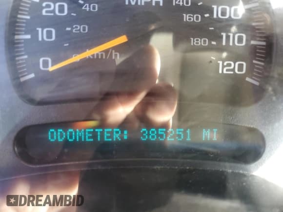 ✅ 2004 Chevrolet Silverado 1500 LS • VIN: 2GCEC19T041270016 • Лот: 79030194. Опубликован ранее на Copart с пробегом 385 251 миль. Бесплатный доступ к архиву аукционных продаж из США и подробный отчёт об истории автомобиля на DreamBid. Изображение 9.