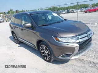 ✅ 2018 Mitsubishi Outlander SE • VIN: JA4AD3A36JZ003236 • Lot: 42413894. Listed on IAAI with 88,903 mi. Free auction sales archive from the USA and detailed vehicle history report at DreamBid. Image 1.