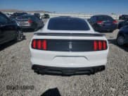 ✅ 2017 Ford Mustang Shelby GT350 • VIN: 1FA6P8JZ9H5522860 • Lot: 64941525. Wystawiony na Copart z przebiegiem 21 551 mil. Bezpłatny archiwum sprzedaży aukcyjnych z USA i szczegółowy raport historii pojazdu na DreamBid. Zdjęcie 6.