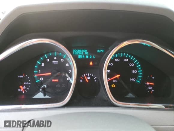 ✅ 2012 Chevrolet Traverse LS • VIN: 1GNKVEEDXCJ269034 • Lot: 75839414. Wystawiony na Copart z przebiegiem 128 941 mil. Bezpłatny archiwum sprzedaży aukcyjnych z USA i szczegółowy raport historii pojazdu na DreamBid. Zdjęcie 9.