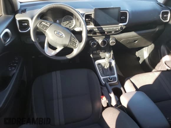 ✅ 2022 Hyundai Venue Limited • VIN: KMHRC8A36NU173457 • Lot: 84472694. Listed on Copart with 29,086 mi. Free auction sales archive from the USA and detailed vehicle history report at DreamBid. Image 8.