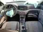 2008 Hyundai Accent GLS z VIN KMHCN46C98U234256, wystawiony jako Copart lot #83089384 z przebiegiem 153 802 mil mil oraz Szkoda całkowita • Salvage title. Historia ofert i sprzedaży dostępna na DreamBid. Obrazek 8.