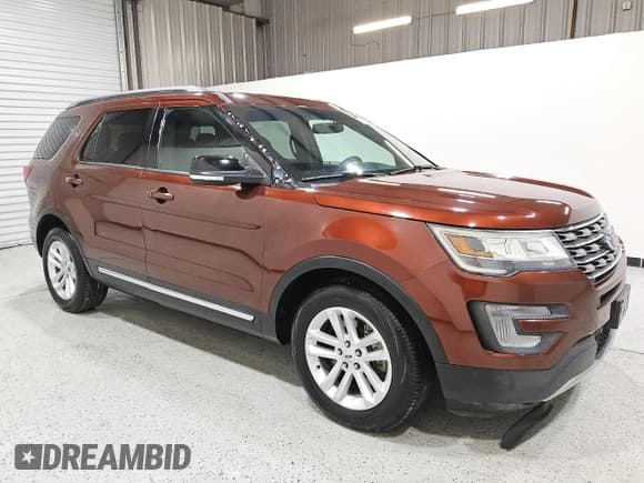 ✅ 2016 Ford Explorer XLT • VIN: 1FM5K7D83GGC30623 • Лот: 92452525. Опубликован ранее на Copart с пробегом 60 564 миль. Бесплатный доступ к архиву аукционных продаж из США и подробный отчёт об истории автомобиля на DreamBid. Изображение 4.