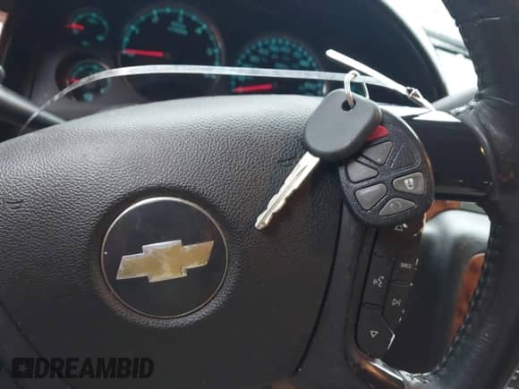 2007 Chevrolet Tahoe LTZ с VIN 1GNFK13007J126571, выставлен на аукционе IAAI как лот 43396515 с пробегом 240 070 миль миль и . История ставок и продаж доступна на DreamBid. Изображение 11.