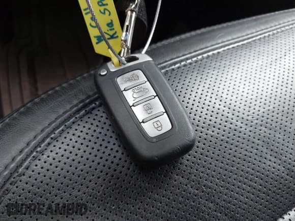 ✅ 2013 Kia Sportage SX • VIN: KNDPCCA66D7386611 • Lot: 42865277. Wystawiony na IAAI z przebiegiem 186 571 mil. Bezpłatny archiwum sprzedaży aukcyjnych z USA i szczegółowy raport historii pojazdu na DreamBid. Zdjęcie 11.