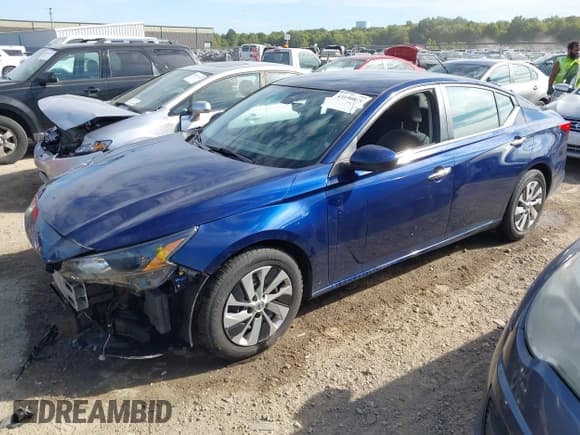 ✅ 2022 Nissan Altima S • VIN: 1N4BL4BV2NN398229 • Lot: 43190845. Listed on IAAI with 131,945 mi. Free auction sales archive from the USA and detailed vehicle history report at DreamBid. Image 2.