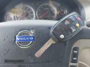 ✅ 2004 Volvo S80 • VIN: YV1TS59H741381899 • Lot: 43682149. Listed on IAAI with 49,318 mi. Free auction sales archive from the USA and detailed vehicle history report at DreamBid. Image 11.