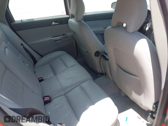 ✅ 2009 Volvo V50 2.4L • VIN: YV1MW382292496311 • Lot: 42789673. Listed on IAAI with 161,906 mi. Free auction sales archive from the USA and detailed vehicle history report at DreamBid. Image 8.