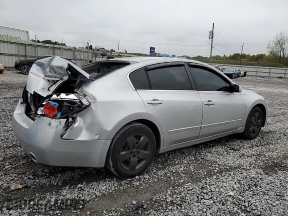 ✅ 2008 Nissan Altima SL • VIN: 1N4AL21E68N457983 • Lot: 90291445. Listed on Copart with 234,174 mi. Free auction sales archive from the USA and detailed vehicle history report at DreamBid. Image 3.