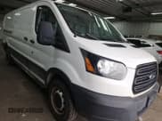 ✅ 2019 Ford Transit Cargo • VIN: 1FTYR2YM4KKA85623 • Lot: 43943597. Wystawiony na IAAI z przebiegiem 97 589 mil. Bezpłatny archiwum sprzedaży aukcyjnych z USA i szczegółowy raport historii pojazdu na DreamBid. Zdjęcie 11.