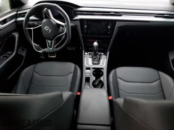 ✅ 2023 Volkswagen Arteon SEL R-Line • VIN: WVWSR7ANXPE013112 • Lot: 74192954. Wystawiony na Copart z przebiegiem Nie podano. Bezpłatny archiwum sprzedaży aukcyjnych z USA i szczegółowy raport historii pojazdu na DreamBid. Zdjęcie 8.