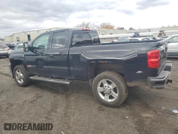 ✅ 2016 Chevrolet Silverado 2500HD LT • VIN: 1GC2KVEG1GZ406297 • Лот: 90432605. Опубликован ранее на Copart с пробегом 172 002 миль. Бесплатный доступ к архиву аукционных продаж из США и подробный отчёт об истории автомобиля на DreamBid. Изображение 2.
