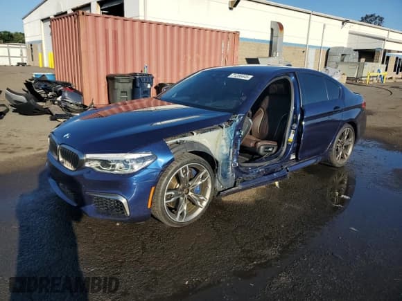 ✅ 2020 BMW 5 Series M550i xDrive • VIN: WBAJS7C02LBN96334 • Lot: 71256445. Wystawiony na Copart z przebiegiem 65 174 mil. Bezpłatny archiwum sprzedaży aukcyjnych z USA i szczegółowy raport historii pojazdu na DreamBid. Zdjęcie 1.