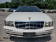 ✅ 1997 Cadillac DeVille Limousine • VIN: 1GEEH90Y7VU700100 • Lot: 59958015. Wystawiony na Copart z przebiegiem Nie podano. Bezpłatny archiwum sprzedaży aukcyjnych z USA i szczegółowy raport historii pojazdu na DreamBid. Zdjęcie 5.