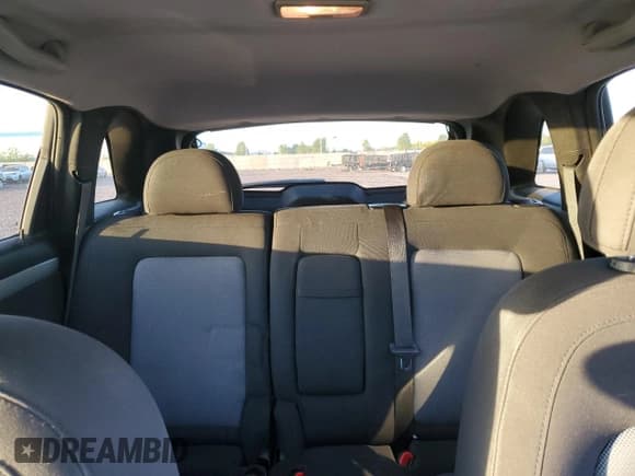 ✅ 2012 Chevrolet Captiva Sport LS • VIN: 3GNAL2EKXCS643154 • Lot: 55620585. Wystawiony na Copart z przebiegiem 174 695 mil. Bezpłatny archiwum sprzedaży aukcyjnych z USA i szczegółowy raport historii pojazdu na DreamBid. Zdjęcie 10.