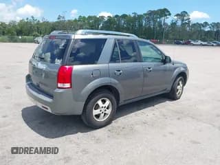 ✅ 2006 Saturn VUE • VIN: 5GZCZ33D56S886945 • Lot: 42827104. Wystawiony na IAAI z przebiegiem 217 028 mil. Bezpłatny archiwum sprzedaży aukcyjnych z USA i szczegółowy raport historii pojazdu na DreamBid. Zdjęcie 4.