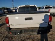 ✅ 2017 Toyota Tacoma TRD Sport • VIN: 5TFCZ5AN7HX050116 • Лот: 82382785. Опубликован ранее на Copart с пробегом 185 736 миль. Бесплатный доступ к архиву аукционных продаж из США и подробный отчёт об истории автомобиля на DreamBid. Изображение 6.