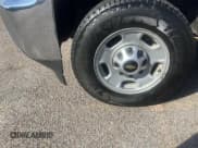 ✅ 2019 Chevrolet Silverado 2500HD Work Truck • VIN: 1GC1CREG4KF222935 • Лот: 43855560. Опубликован ранее на IAAI с пробегом 220 407 миль. Бесплатный доступ к архиву аукционных продаж из США и подробный отчёт об истории автомобиля на DreamBid. Изображение 16.