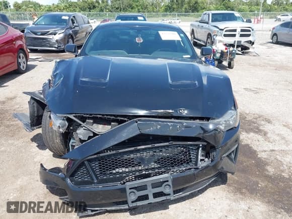 ✅ 2020 Ford Mustang GT • VIN: 1FA6P8CF3L5124264 • Lot: 42735508. Listed on IAAI with 69,816 mi. Free auction sales archive from the USA and detailed vehicle history report at DreamBid. Image 12.