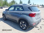 ✅ 2022 Hyundai Venue SEL • VIN: KMHRC8A34NU161274 • Lot: 42406706. Listed on IAAI with 9,500 mi. Free auction sales archive from the USA and detailed vehicle history report at DreamBid. Image 3.