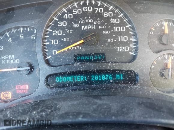 ✅ 2003 Chevrolet Suburban LS • VIN: 3GNEC16T83G233894 • Лот: 41339503. Опубликован ранее на IAAI с пробегом 201 076 миль. Бесплатный доступ к архиву аукционных продаж из США и подробный отчёт об истории автомобиля на DreamBid. Изображение 7.