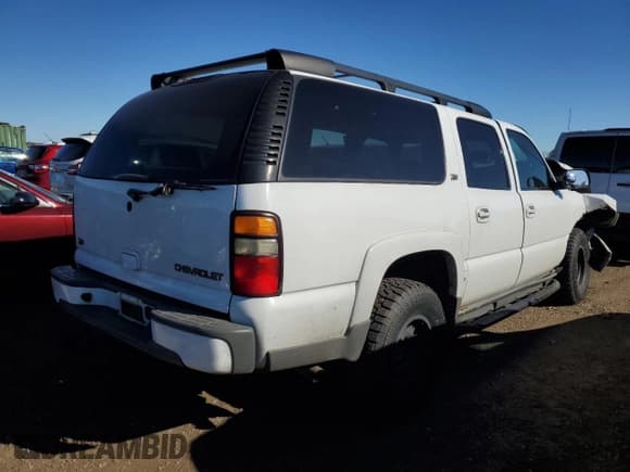 ✅ 2004 Chevrolet Suburban Z71 • VIN: 3GNFK16Z14G238951 • Лот: 78673354. Опубликован ранее на Copart с пробегом 221 867 миль. Бесплатный доступ к архиву аукционных продаж из США и подробный отчёт об истории автомобиля на DreamBid. Изображение 3.