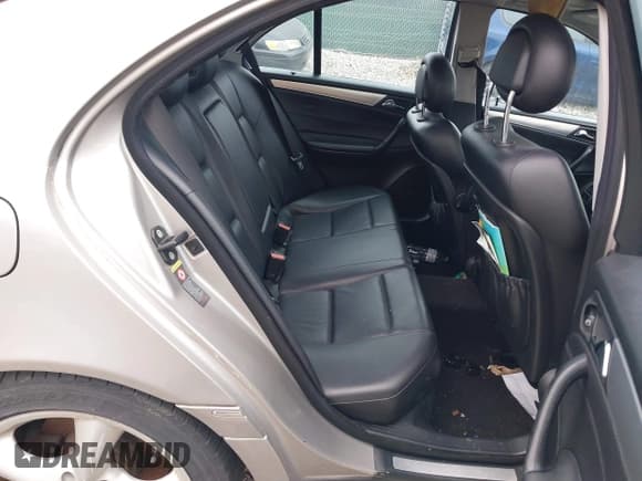 ✅ 2005 Mercedes-Benz C 230 Kompressor • VIN: WDBRF40J65F722047 • Lot: 42021101. Wystawiony na IAAI z przebiegiem 61 189 mil. Bezpłatny archiwum sprzedaży aukcyjnych z USA i szczegółowy raport historii pojazdu na DreamBid. Zdjęcie 8.