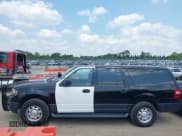 ✅ 2017 Ford Expedition Max XL • VIN: 1FMJK1GT4HEA78859 • Lot: 42928426. Wystawiony na IAAI z przebiegiem 77 318 mil. Bezpłatny archiwum sprzedaży aukcyjnych z USA i szczegółowy raport historii pojazdu na DreamBid. Zdjęcie 14.