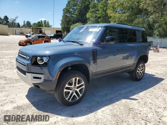 ✅ 2020 Land Rover Defender S • VIN: SALEJEEX0L2021115 • Lot: 70735485. Listed on Copart with 88,659 mi. Free auction sales archive from the USA and detailed vehicle history report at DreamBid. Image 1.