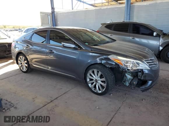 ✅ 2013 Hyundai Azera • VIN: KMHFH4JG9DA252363 • Lot: 46349175. Wystawiony na Copart z przebiegiem 121 207 mil mil. Skorzystaj z bezpłatnego archiwum sprzedaży aukcyjnych z USA i zobacz szczegółowy raport historii pojazdu na DreamBid. Zdjęcie 4.
