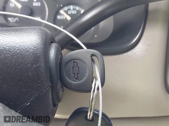 ✅ 2001 Chevrolet Silverado 2500HD LS • VIN: 1GCHK23U01F197127 • Лот: 42894034. Опубликован ранее на IAAI с пробегом 423 848 миль. Бесплатный доступ к архиву аукционных продаж из США и подробный отчёт об истории автомобиля на DreamBid. Изображение 11.