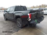 ✅ 2022 Toyota Tundra Platinum • VIN: 5TFNA5DB4NX025817 • Lot: 43638684. Wystawiony na IAAI z przebiegiem 76 854 mil. Bezpłatny archiwum sprzedaży aukcyjnych z USA i szczegółowy raport historii pojazdu na DreamBid. Zdjęcie 3.