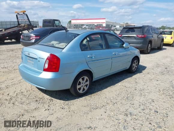 2009 Hyundai Accent Auto GLS с VIN KMHCN46C09U335042, выставлен на аукционе IAAI как лот 43110238 с пробегом 140 442 миль миль и . История ставок и продаж доступна на DreamBid. Изображение 4.