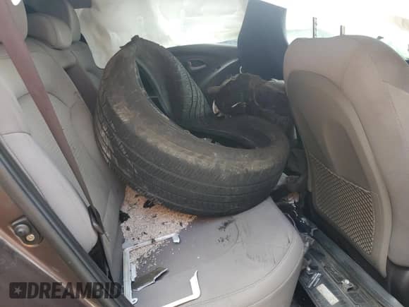 2014 Hyundai Tucson GLS z VIN KM8JTCAF5EU849469, wystawiony jako Copart lot #65286934 z przebiegiem Nie podano mil oraz Szkoda całkowita • Salvage title. Historia ofert i sprzedaży dostępna na DreamBid. Obrazek 10.