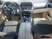 ✅ 2022 BMW 8 Series ALPINA B8 xDrive • VIN: WBAGX0C10NCK00670 • Lot: 68661365. Wystawiony na Copart z przebiegiem Nie podano. Bezpłatny archiwum sprzedaży aukcyjnych z USA i szczegółowy raport historii pojazdu na DreamBid. Zdjęcie 8.