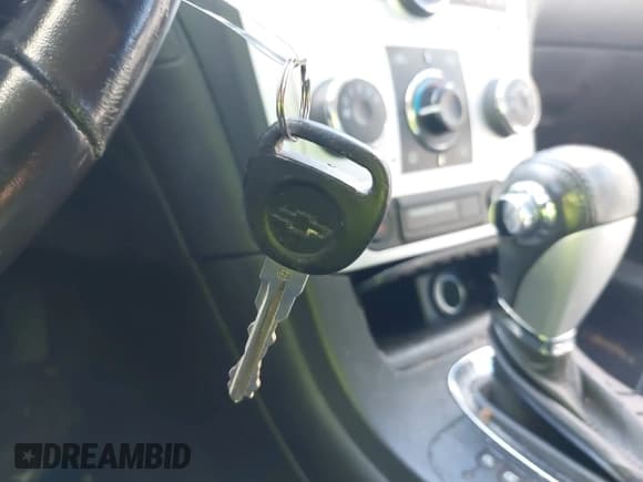 ✅ 2010 Chevrolet Malibu 2LT • VIN: 1G1ZD5E70AF112917 • Лот: 43553061. Опубликован ранее на IAAI с пробегом 96 647 миль. Бесплатный доступ к архиву аукционных продаж из США и подробный отчёт об истории автомобиля на DreamBid. Изображение 11.