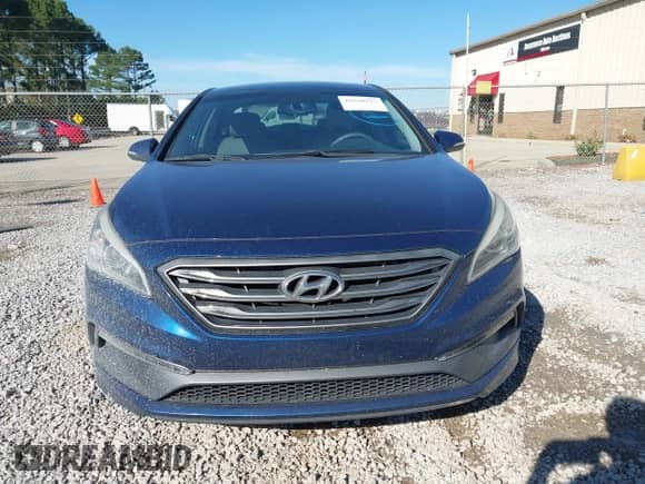 2016 Hyundai Sonata Sport z VIN 5NPE34AF2GH425045, wystawiony jako IAAI lot #43610513 z przebiegiem 115 687 mil mil oraz . Historia ofert i sprzedaży dostępna na DreamBid. Obrazek 12.