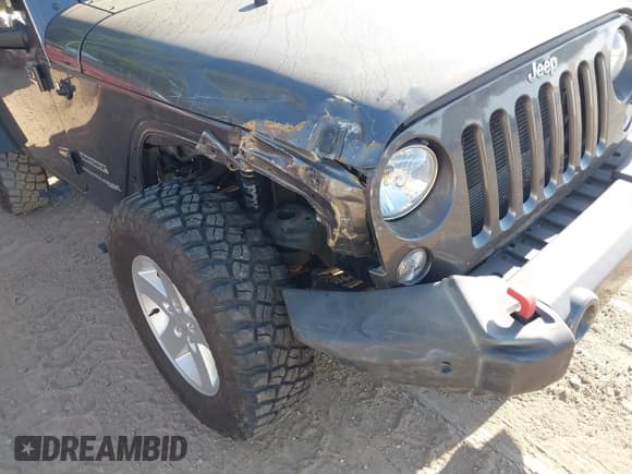 ✅ 2018 Jeep Wrangler Sport S • VIN: 1C4GJWAGXJL928733 • Lot: 43130395. Wystawiony na IAAI z przebiegiem 65 000 mil. Bezpłatny archiwum sprzedaży aukcyjnych z USA i szczegółowy raport historii pojazdu na DreamBid. Zdjęcie 6.