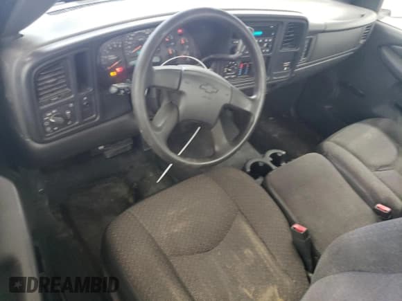 ✅ 2004 Chevrolet Silverado 1500 Work Truck • VIN: 1GCEC14X64Z232601 • Лот: 79215844. Опубликован ранее на Copart с пробегом 156 286 миль. Бесплатный доступ к архиву аукционных продаж из США и подробный отчёт об истории автомобиля на DreamBid. Изображение 8.