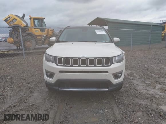 ✅ 2021 Jeep Compass Limited • VIN: 3C4NJCCB9MT597434 • Lot: 41580549. Listed on IAAI with 51,549 mi. Free auction sales archive from the USA and detailed vehicle history report at DreamBid. Image 11.